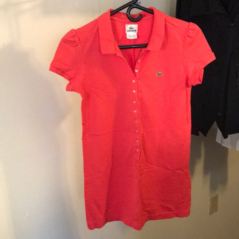 Coral Lacoste polo